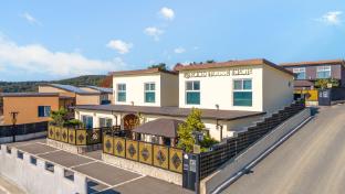 chuncheon poolhouse epop