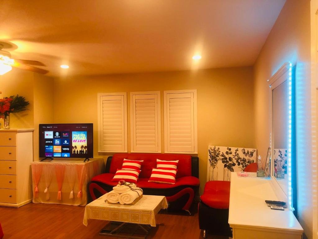 Balloons And Wine,Riverside>>Murrieta,3.5 star