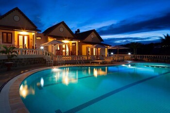 hong bin bungalow resort