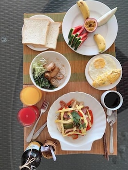 hong bin bungalow resort