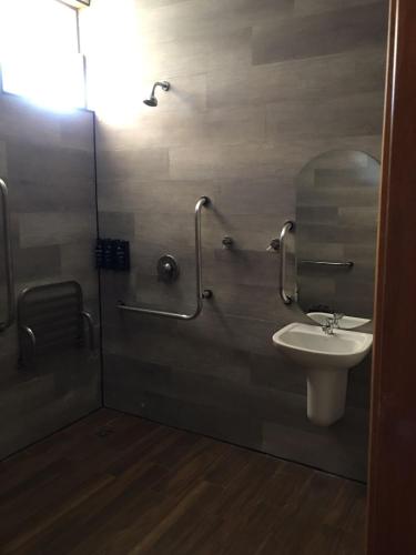 wakanda hotel