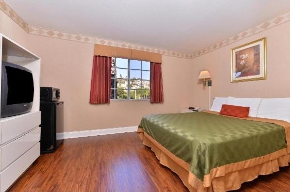 hilton garden inn calabasas