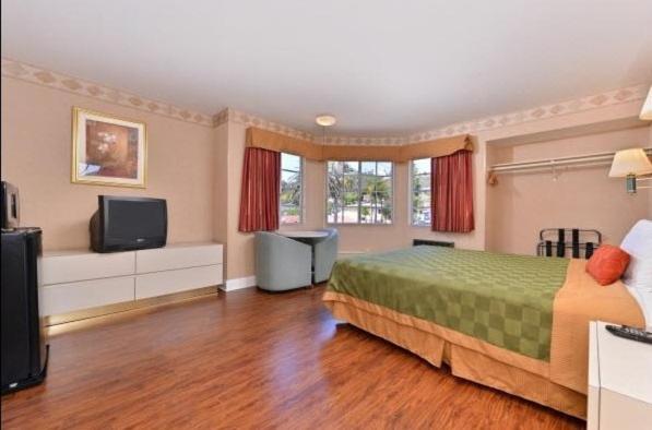 hilton garden inn calabasas