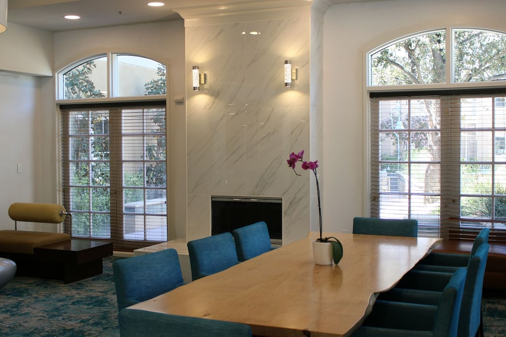 hilton garden inn calabasas