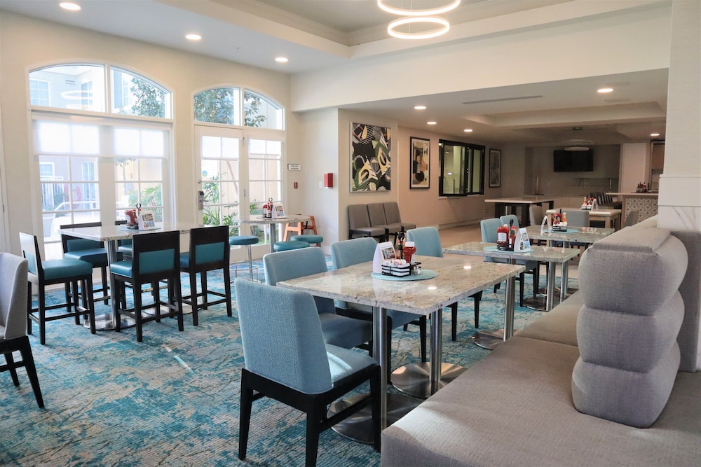 hilton garden inn calabasas