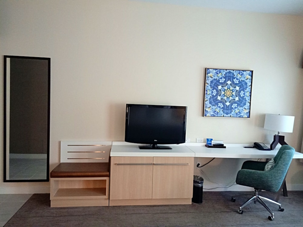 hilton garden inn calabasas