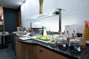 holiday inn calais by ihg