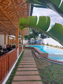 yellow mango resort bohol