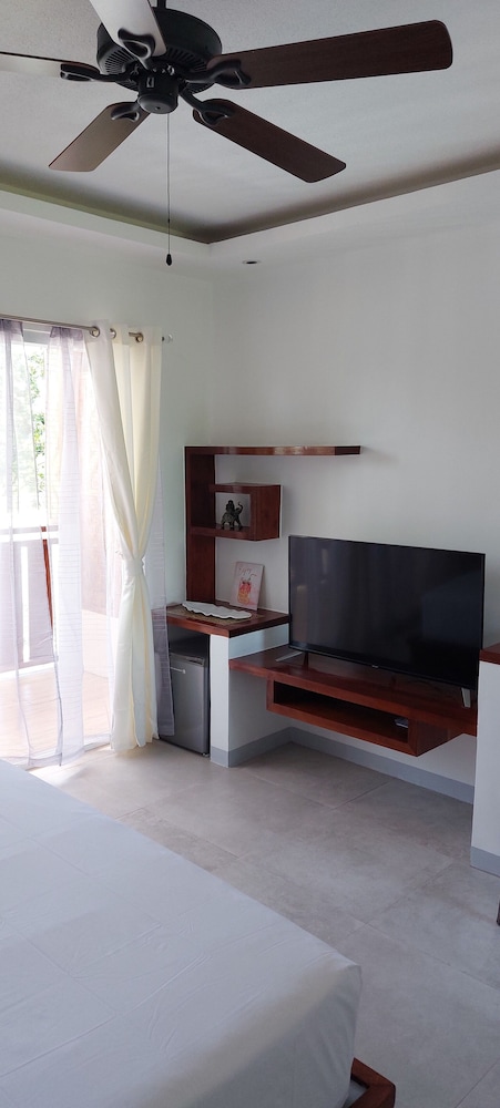 yellow mango resort bohol