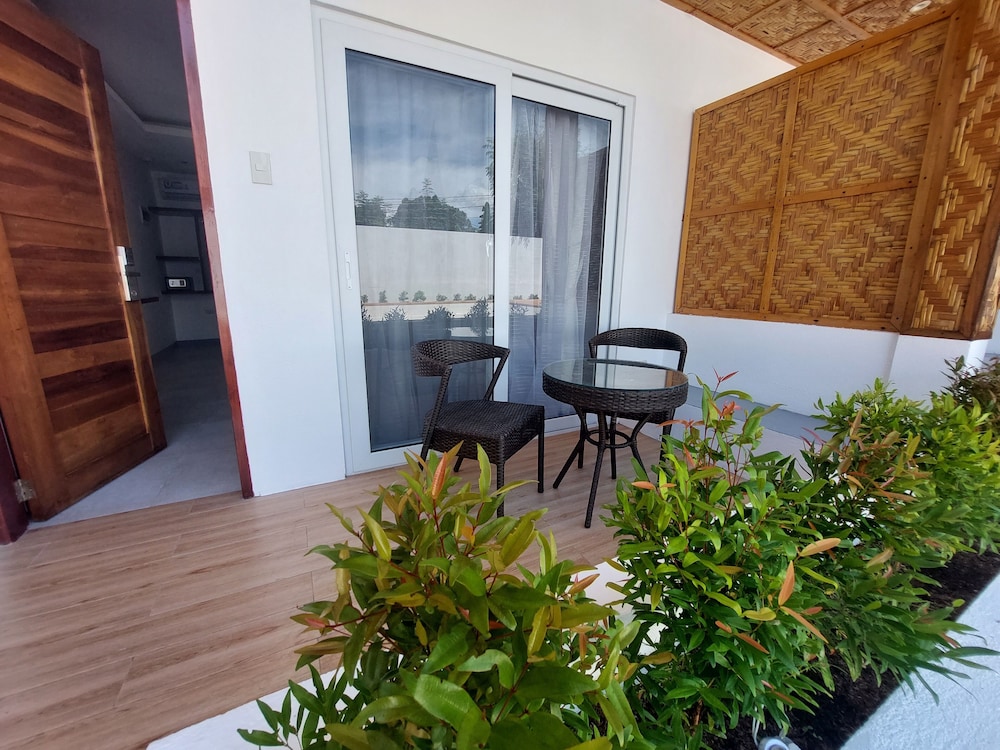 yellow mango resort bohol