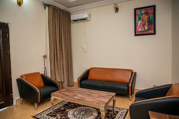 home suites and resort