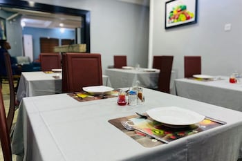 home suites and resort