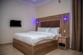 home suites and resort