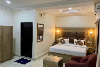 home suites and resort