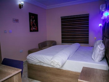 home suites and resort