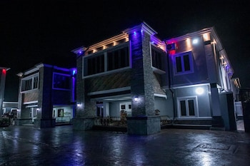 home suites and resort