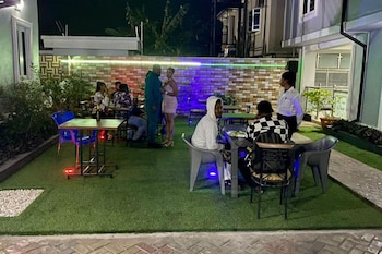 home suites and resort