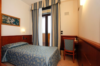 Garda Family House,Castelletto>>Brenzone Sul Garda,3 star