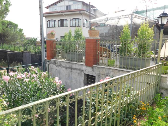 althea etna garden