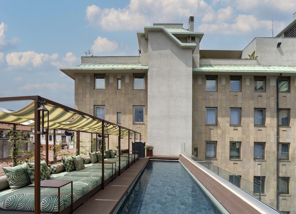 radisson collection hotel santa sofia milan