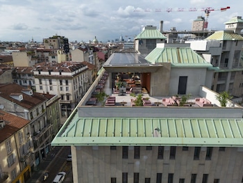 radisson collection hotel santa sofia milan