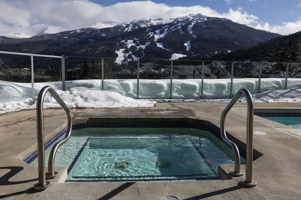 ironwoods blueberry hill by whistler vr