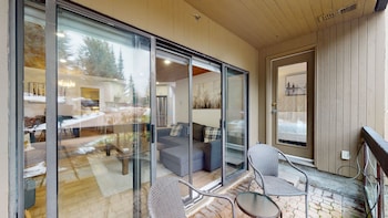 ironwoods blueberry hill by whistler vr
