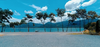 lake camp resort