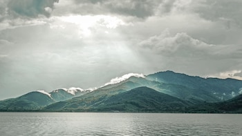 lake camp resort