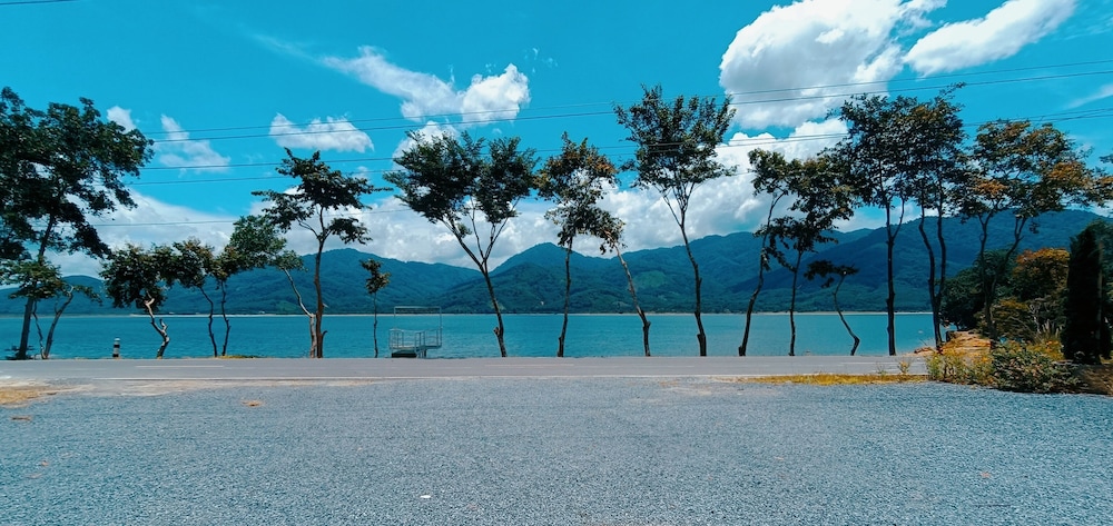 lake camp resort