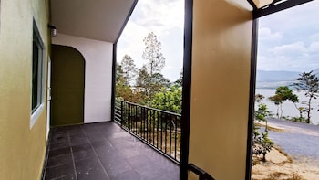 lake camp resort