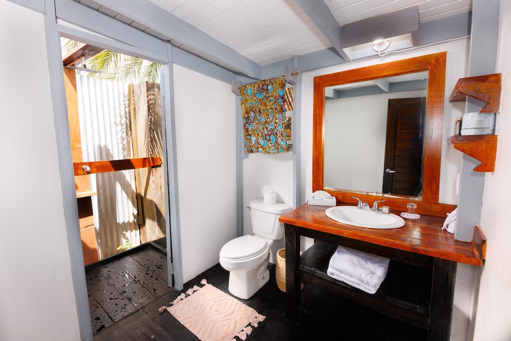 conch beach cabins rumbus beach