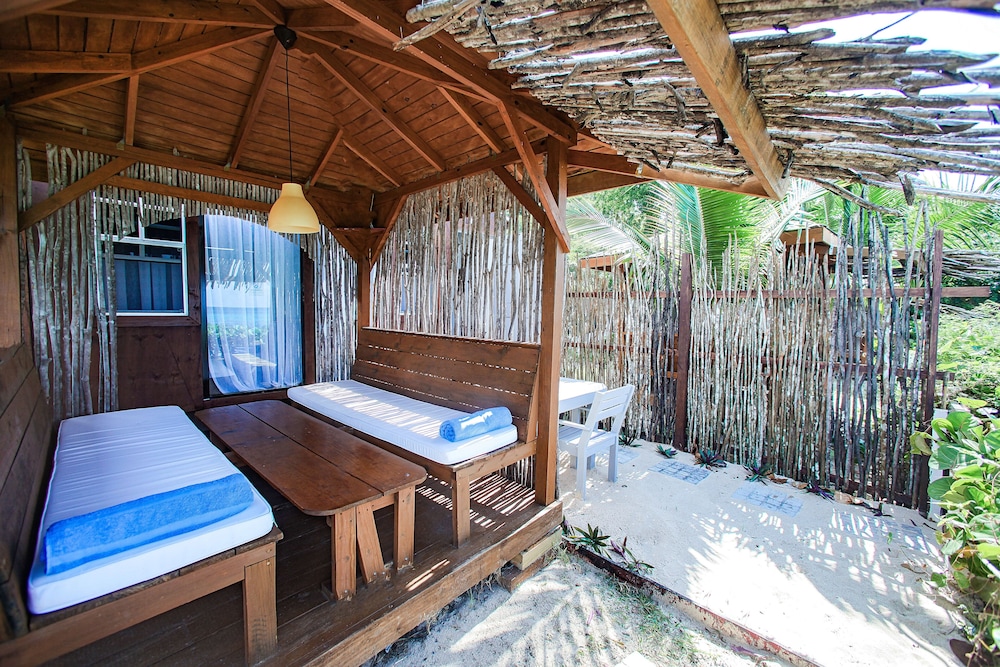 conch beach cabins rumbus beach