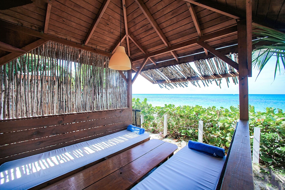 conch beach cabins rumbus beach