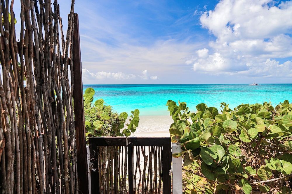 conch beach cabins rumbus beach