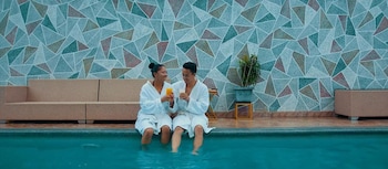 atmosphere hotel and spa