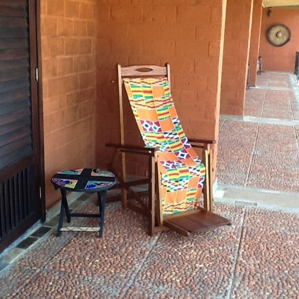 la maison bleue lome