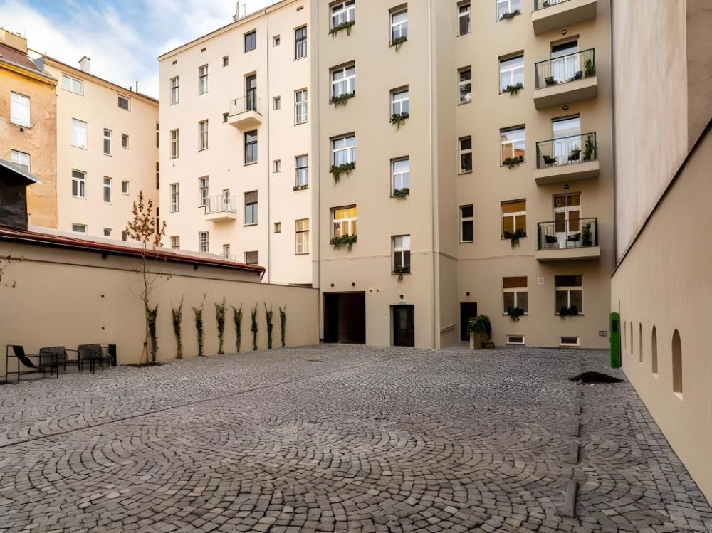 the viaduct suites and more