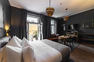 the viaduct suites and more