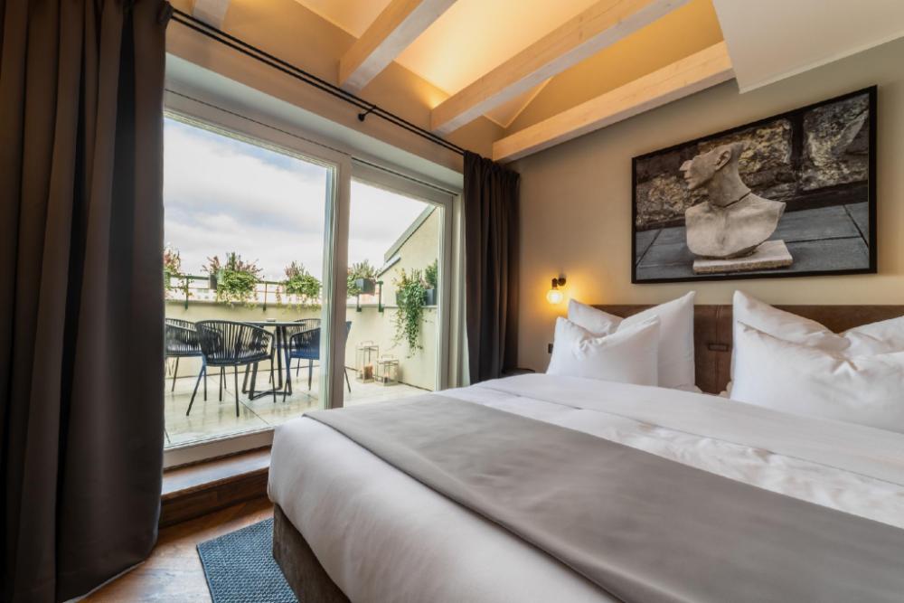 the viaduct suites and more