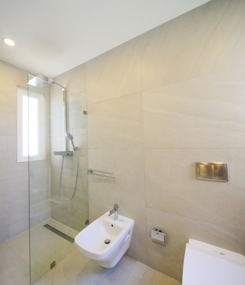 playa coral condo in paradise f22