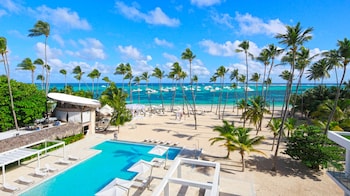 playa coral condo in paradise f22