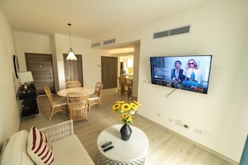 playa coral condo in paradise f22