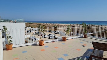 Colores De Zahara,Costa De La Luz>>Barbate,2 star