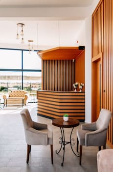 cezars airport hotel