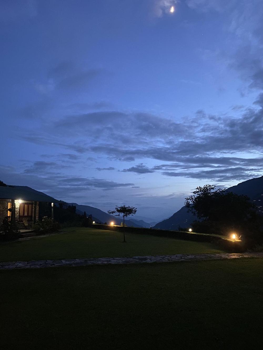 mountain lodges of nepal landruk
