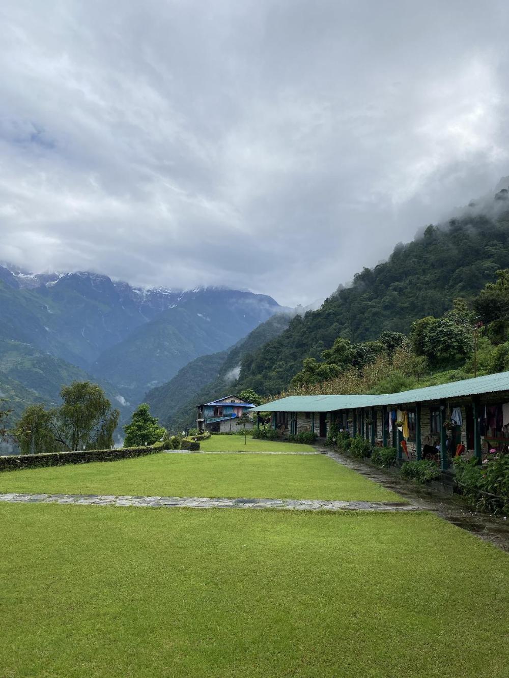 mountain lodges of nepal landruk