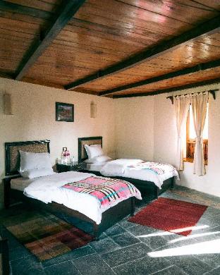 mountain lodges of nepal landruk