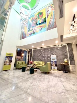 maxonehotels com at jayapura