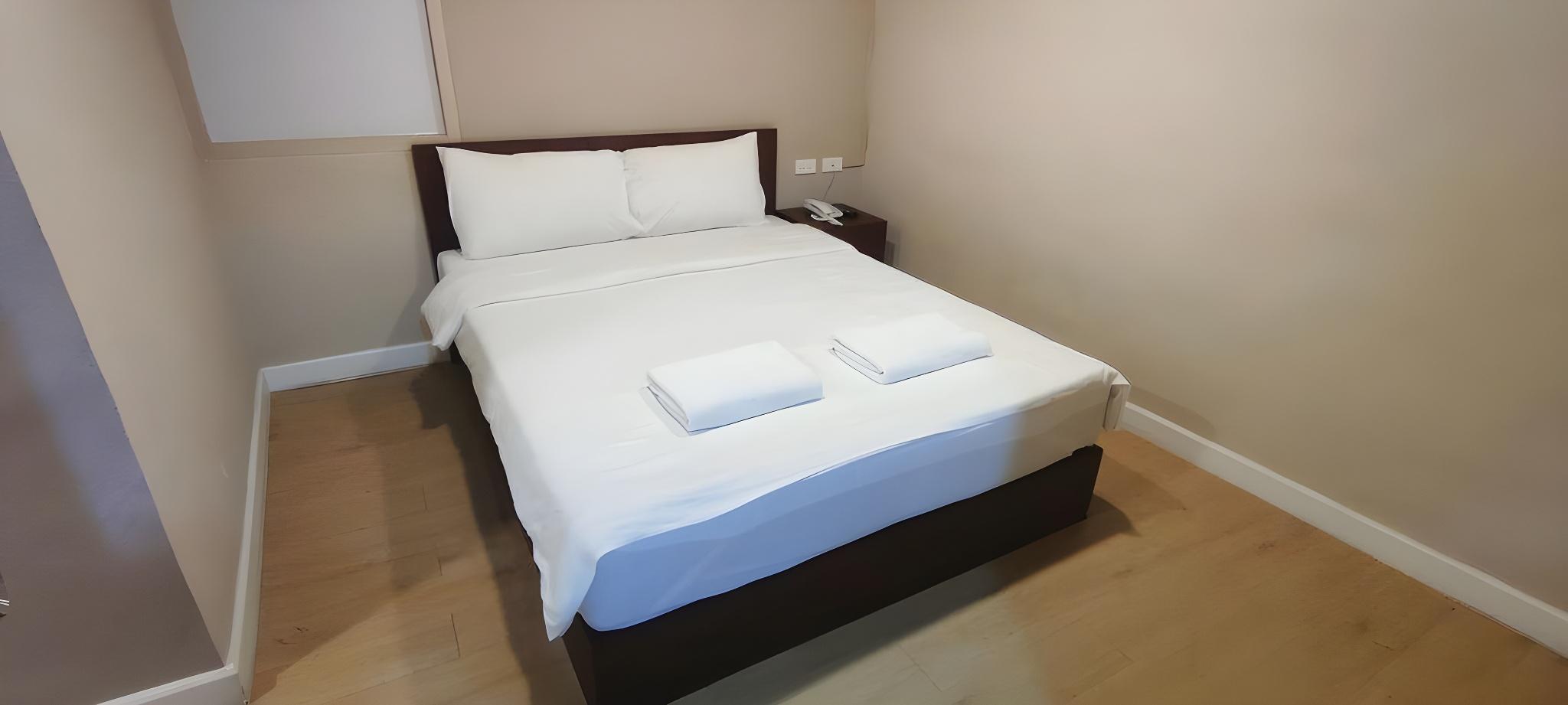 the sea bangsaen hotel